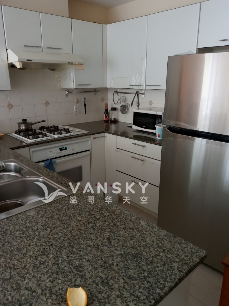 250219203700_master bedroom picture2.jpg